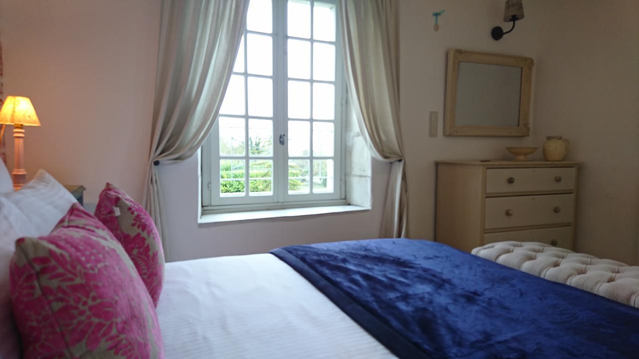 L'Olivier Villa Monts-sur-Guesnes Room photo